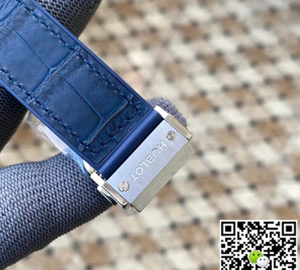 Hublot Classic Fusion 542.NX.7170.LR 42MM APS Factory 1:1 Best Edition Replica Watch Blue Strap
